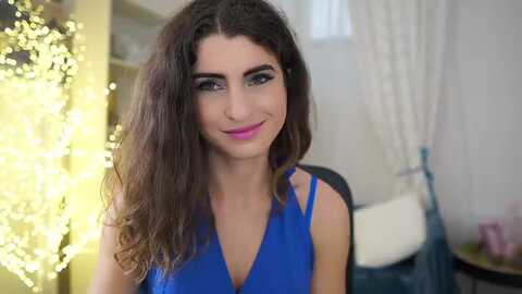 eva__lovia_ @ myfreecams on 20231008