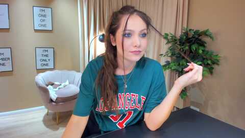 serendypity @ myfreecams on 20231009