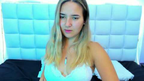 teresasroom @ myfreecams on 20231013