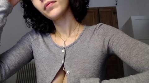 lolaspie @ myfreecams on 20231014