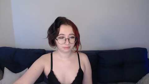 mini_diva @ myfreecams on 20231014