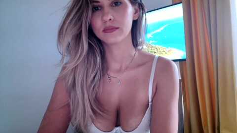 ana_rose @ myfreecams on 20231015