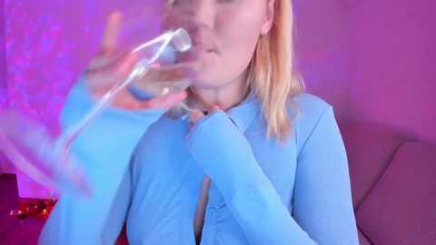fire_ice_emma @ myfreecams on 20231016