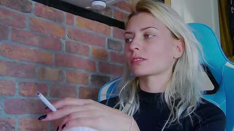 karoline121 @ myfreecams on 20231017