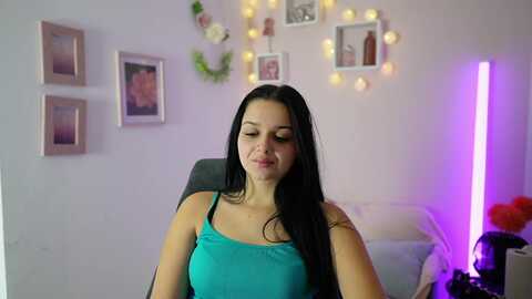 sola_zola18 @ myfreecams on 20231017