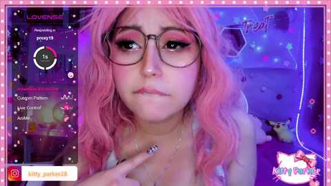 emillyrogers @ myfreecams on 20231018