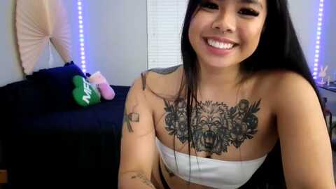 dolllface @ myfreecams on 20231019