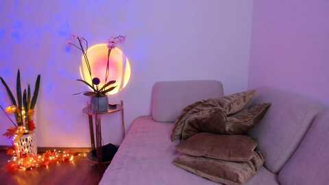 fire_ice_emma @ myfreecams on 20231021