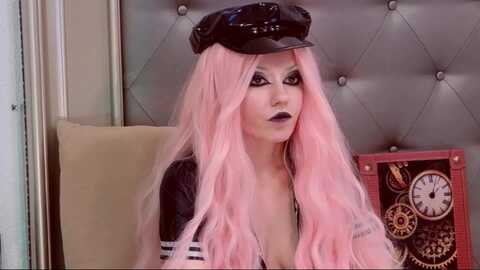 freyagold @ myfreecams on 20231025