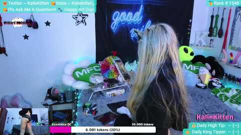 kaliekitten @ myfreecams on 20231025