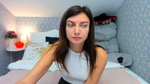 luckysandra @ myfreecams on 20231025