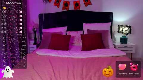 almagrace @ myfreecams on 20231026