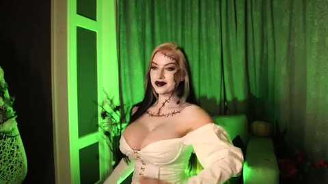 cubbixoxo @ myfreecams on 20231026
