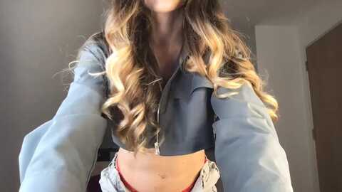 dreamy_peach @ myfreecams on 20231026