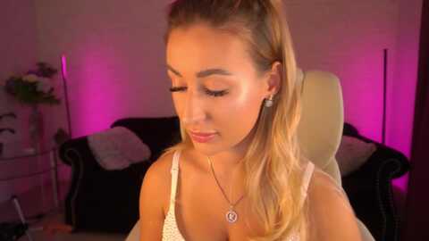lia__angel @ myfreecams on 20231026