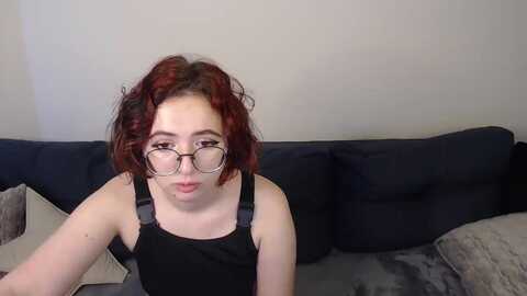 mini_diva @ myfreecams on 20231026