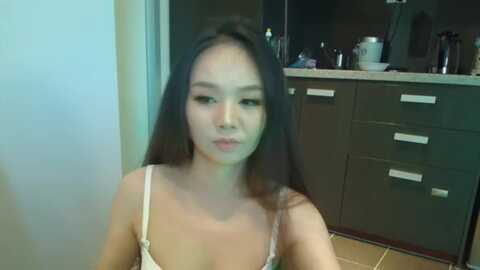 asiankitty_ox @ myfreecams on 20231027
