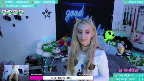 kaliekitten @ myfreecams on 20231027