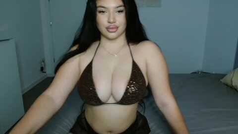 julia____ @ myfreecams on 20231029