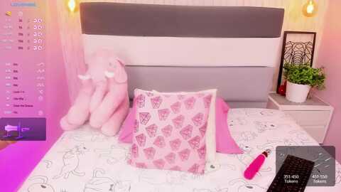 ethanjara @ myfreecams on 20231031