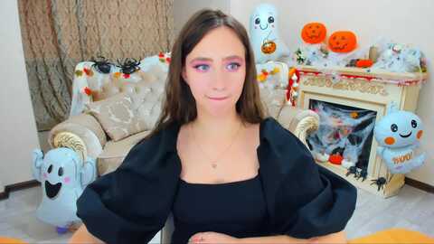 wittybunnyy @ myfreecams on 20231031
