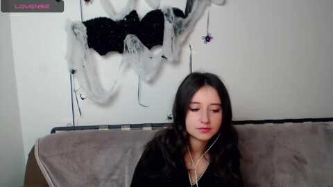 kirasupreme @ myfreecams on 20231101