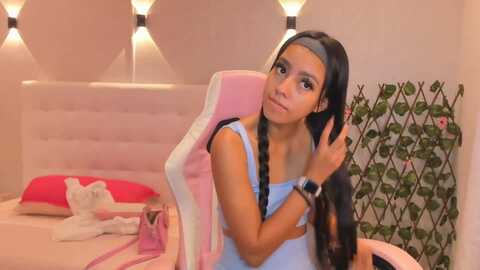 miagomez1 @ myfreecams on 20231102