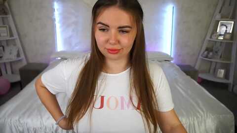 millarays @ myfreecams on 20231102