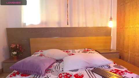 samipink @ myfreecams on 20231102