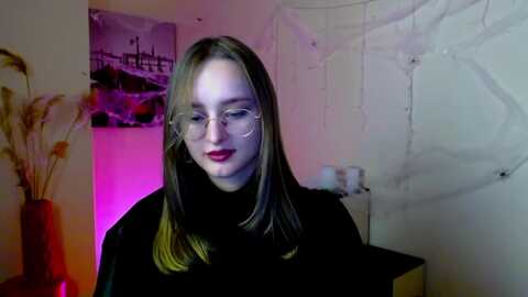 alis_saa @ myfreecams on 20231103