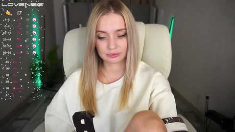 elissa_moon @ myfreecams on 20231103