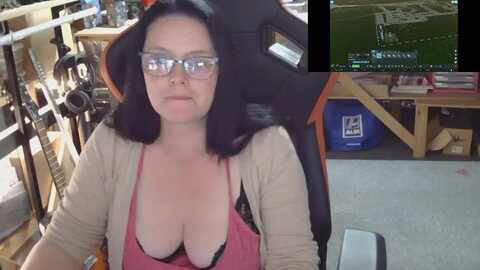 harriett55 @ myfreecams on 20231103