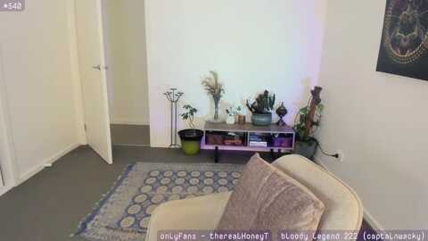 honeytits_ @ myfreecams on 20231103