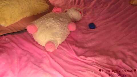 lunatale @ myfreecams on 20231103