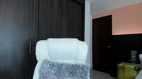 martina_brown @ myfreecams on 20231103