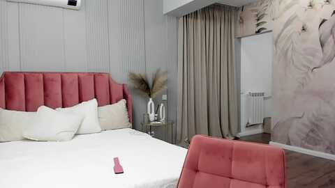 nelliecutest @ myfreecams on 20231103