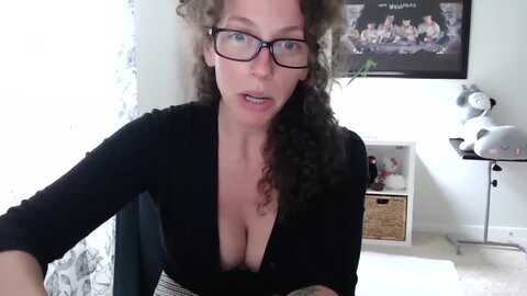 sarah_stark @ myfreecams on 20231103