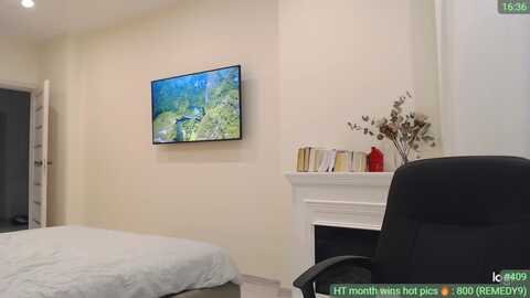 annasogood @ myfreecams on 20231104