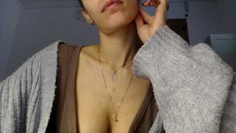 lolaspie @ myfreecams on 20231104