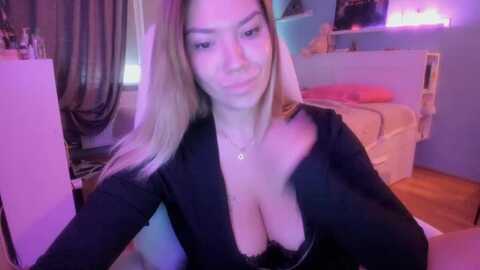 nickyblein @ myfreecams on 20231104