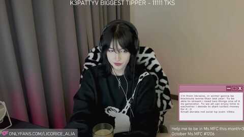 licorice_alia @ myfreecams on 20231106