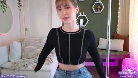 jordynjaci @ myfreecams on 20231107