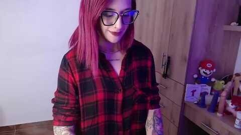 miahot21