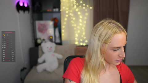 nicoletteshea @ myfreecams on 20231108