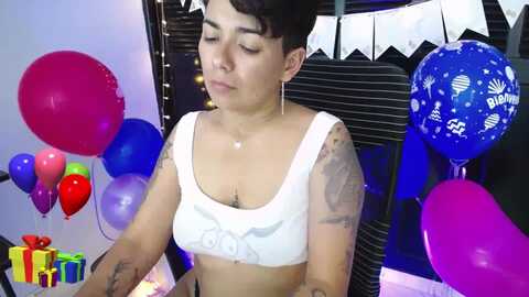 selene_mat @ myfreecams on 20231108