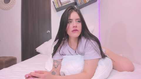 iris_westt @ myfreecams on 20231109