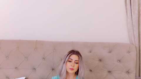 kyliebenton @ myfreecams on 20231109