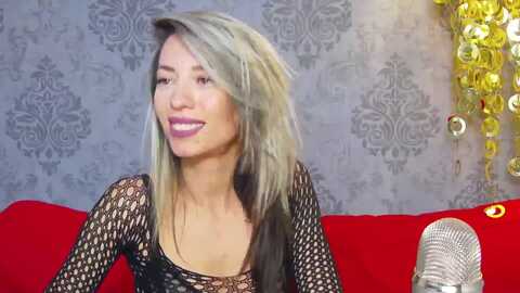 poxyvibe @ myfreecams on 20231109