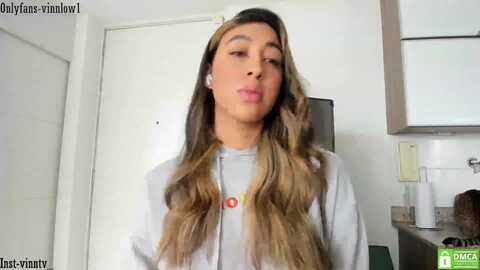 vinnlow @ myfreecams on 20231109