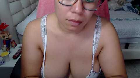 emacollins @ myfreecams on 20231110